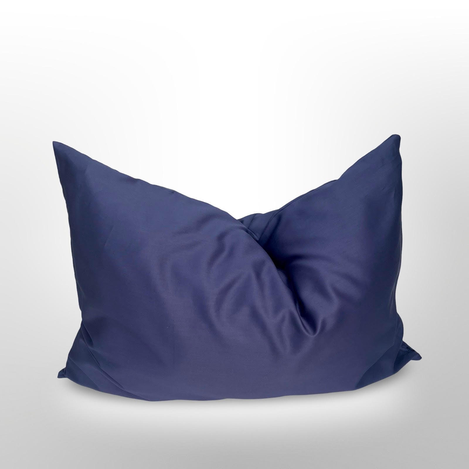 Karaliskas-melis-pagalves-uzvalkalas