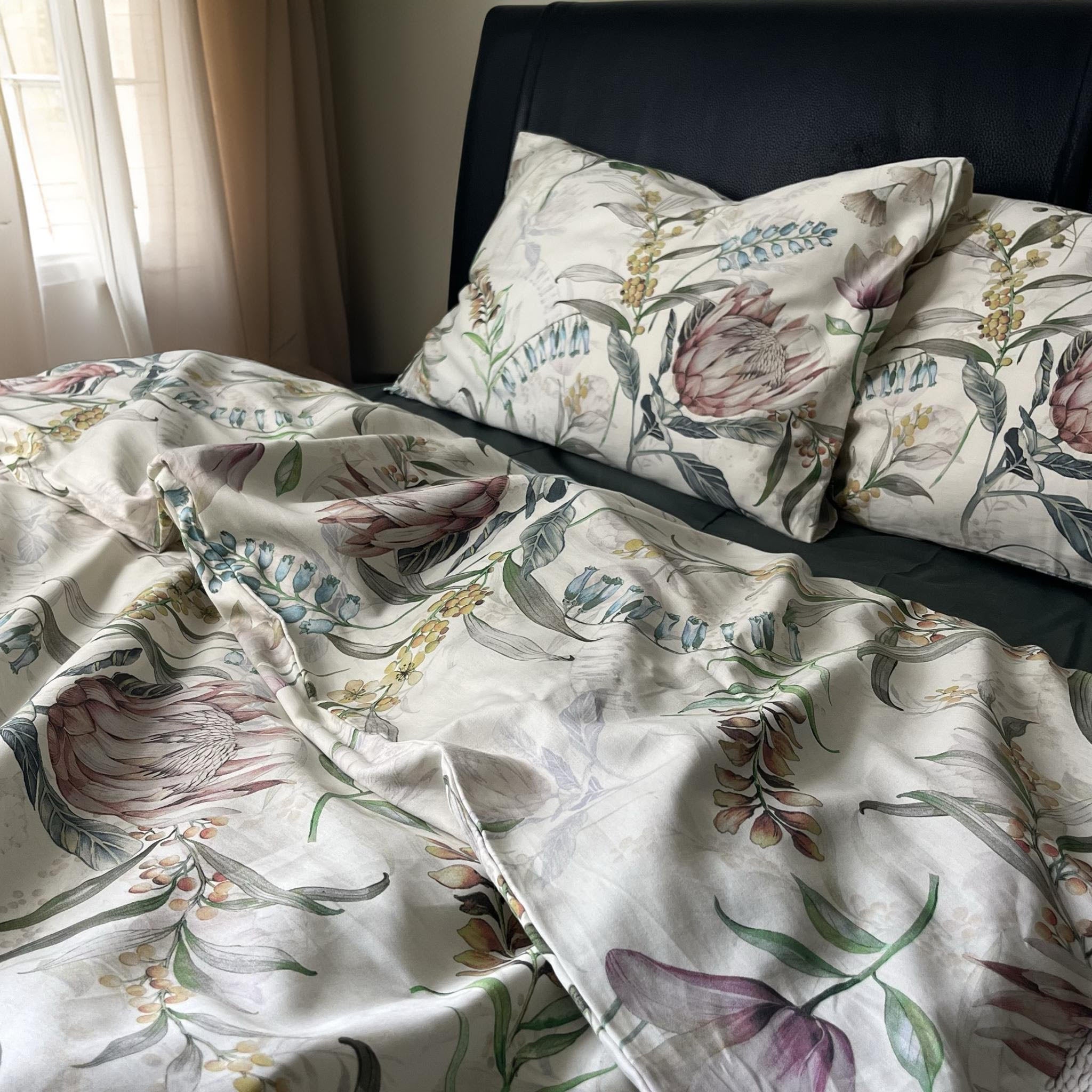 vintazinis-sodas-patalynes-komplektas-satinas