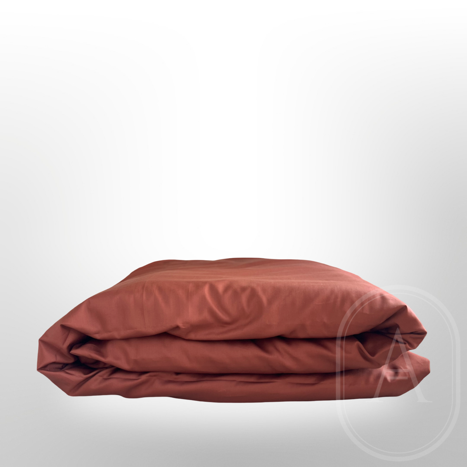 tamsiai-oranzine-satino-molio-spalvos-antklode-terakota