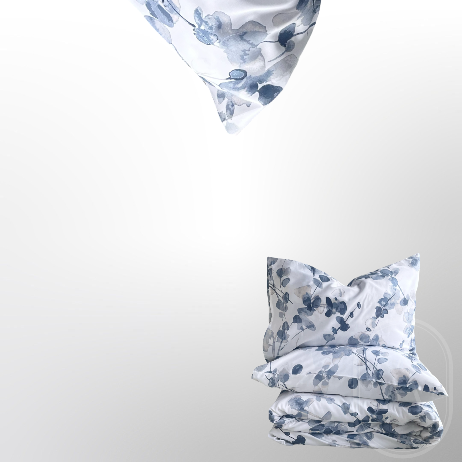 Klasikinio satino paklodė su guma „MĖLYNAS EUKALIPTAS“